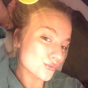 Meet your Posher, Faith